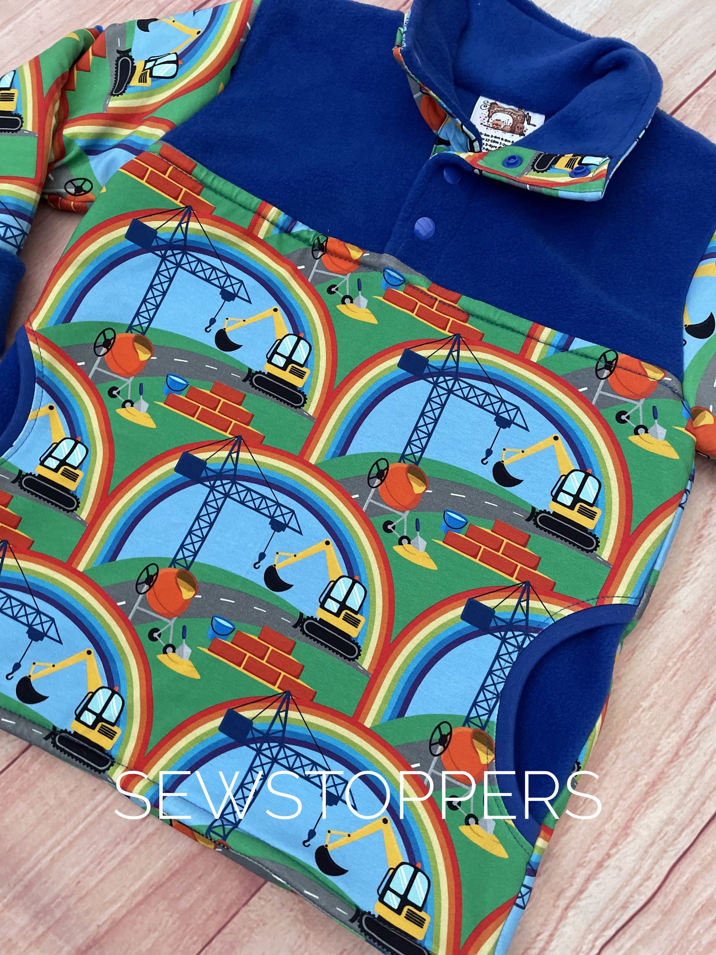 Pullover 4-5yrs (ready to ship)