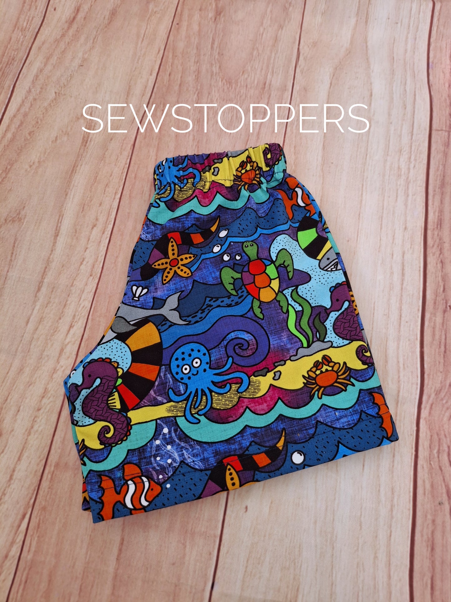 Baggy shorts 2-3yrs (ready to ship)