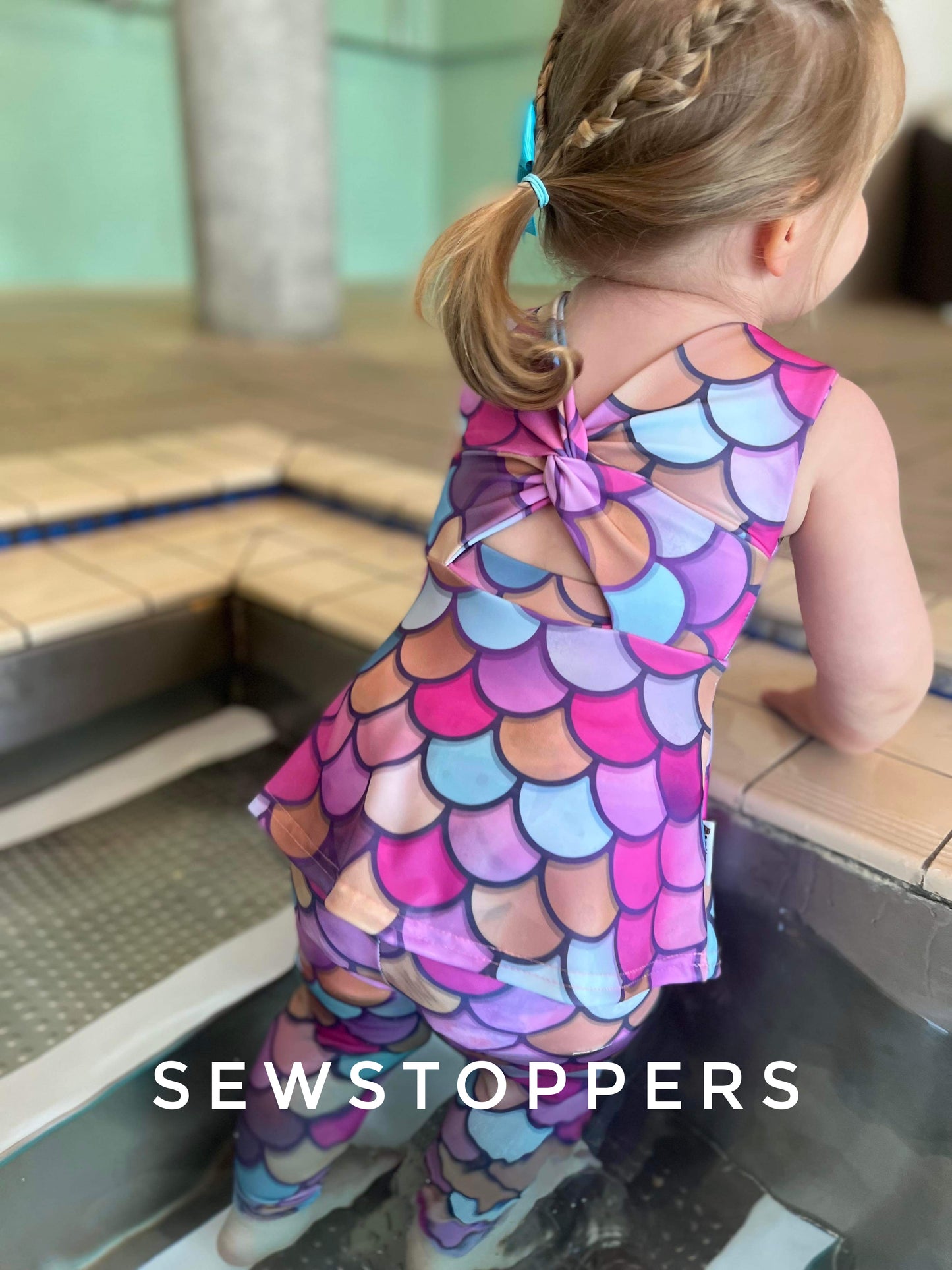 Twist back Peplem/Dress