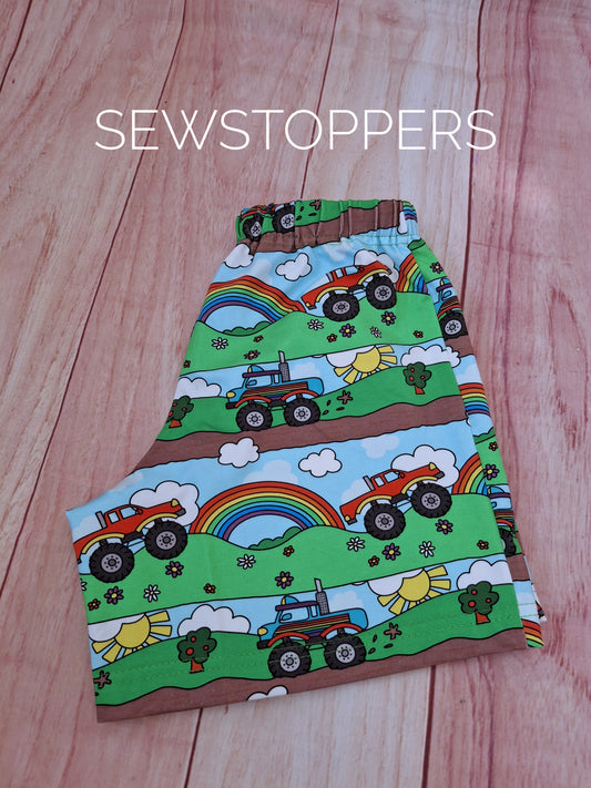 Baggy shorts 6-7yrs (ready to ship)