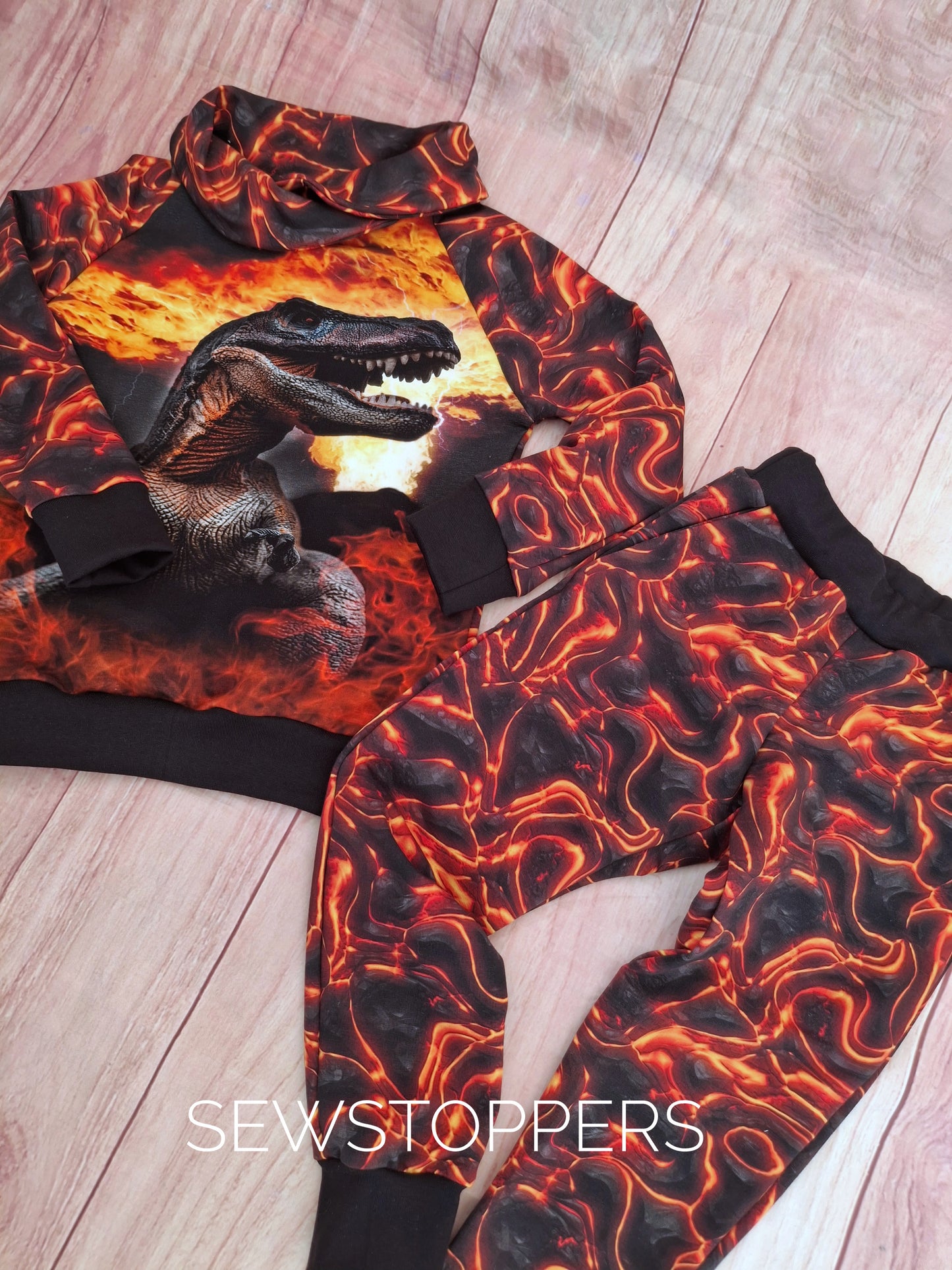 Jumper and Joggers set 5-6yrs (ready to ship)