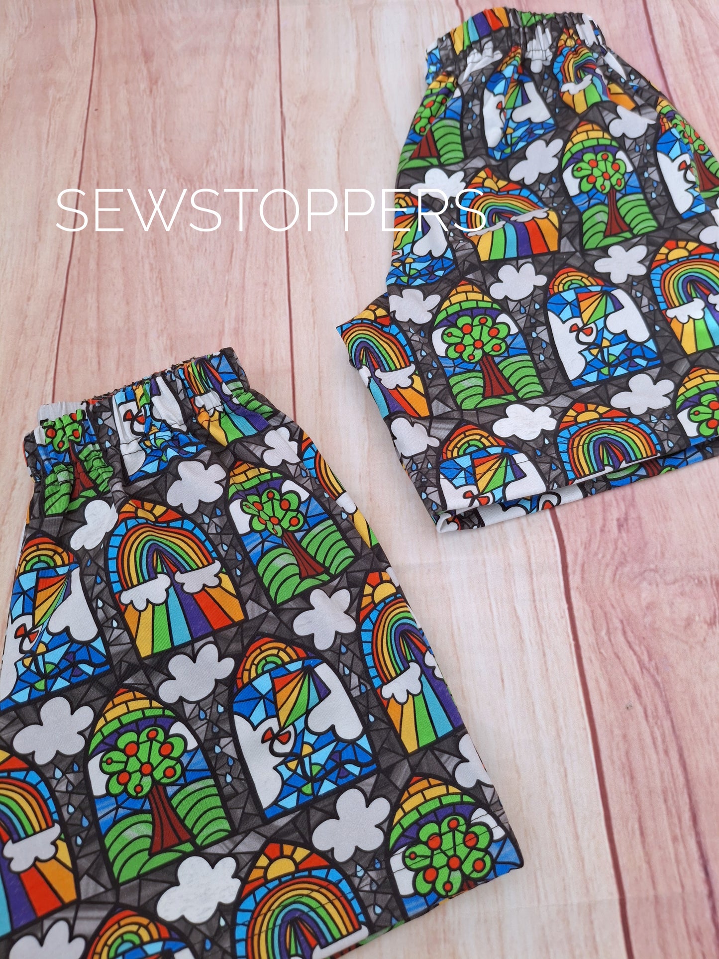 Baggy shorts 6-7yrs (ready to ship)